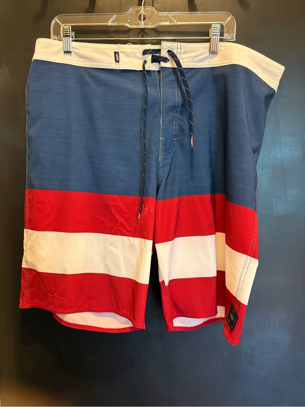 Van’s Men’s Swim Trunks Boardwalk Shorts Size 38 Drawstring American Flag